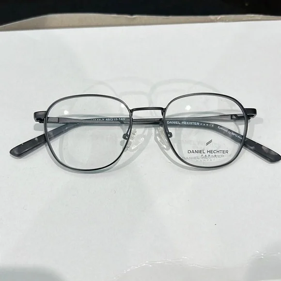 Brand new Authentic Daniel Hechter Eyeglasses Case & Wipe included Daniel Hechter | Accessories | Brand New Authentic Daniel  main image 2